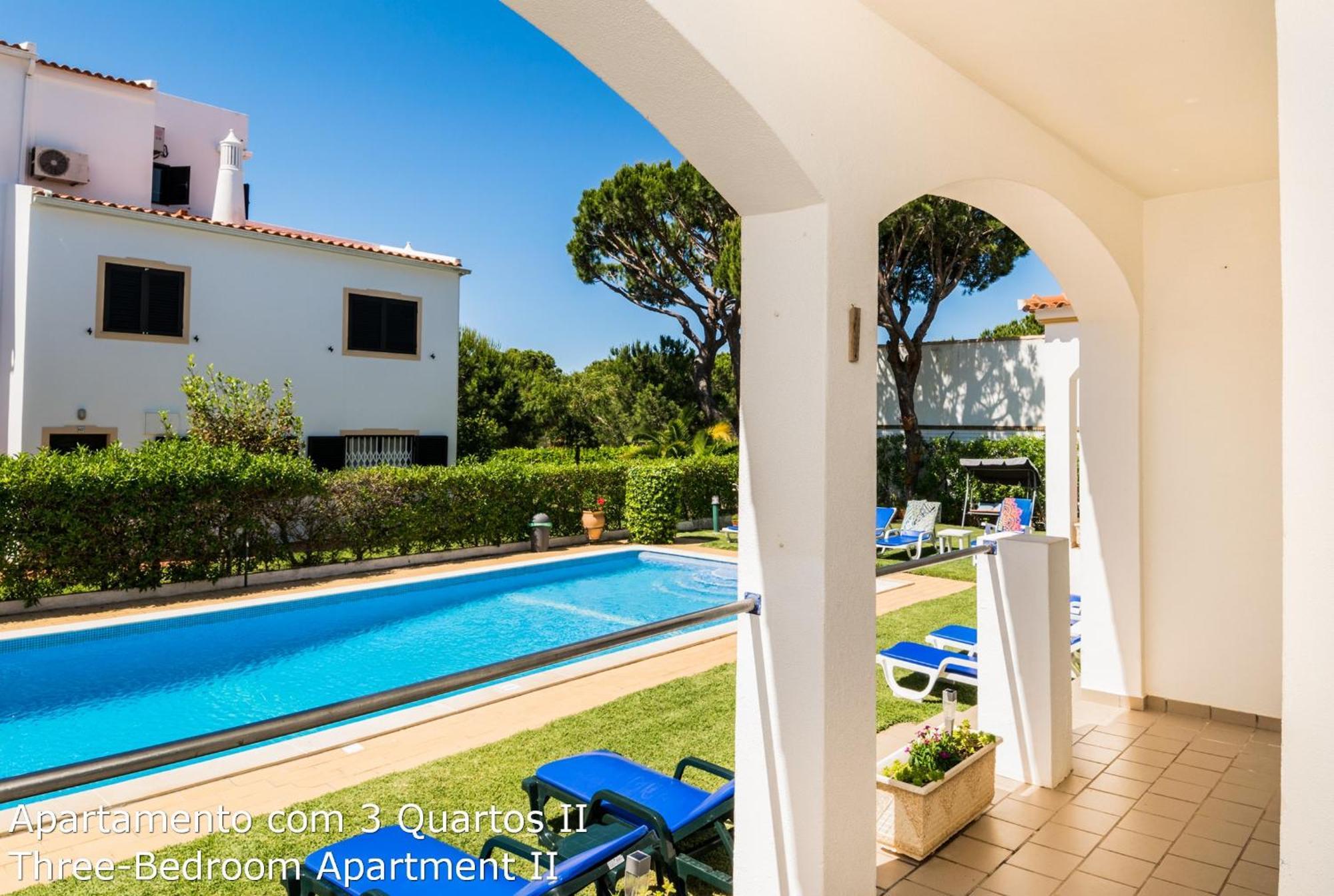 Akisol Albufeira Sunny Apartment ออยุส ดิ อากวา ภายนอก รูปภาพ