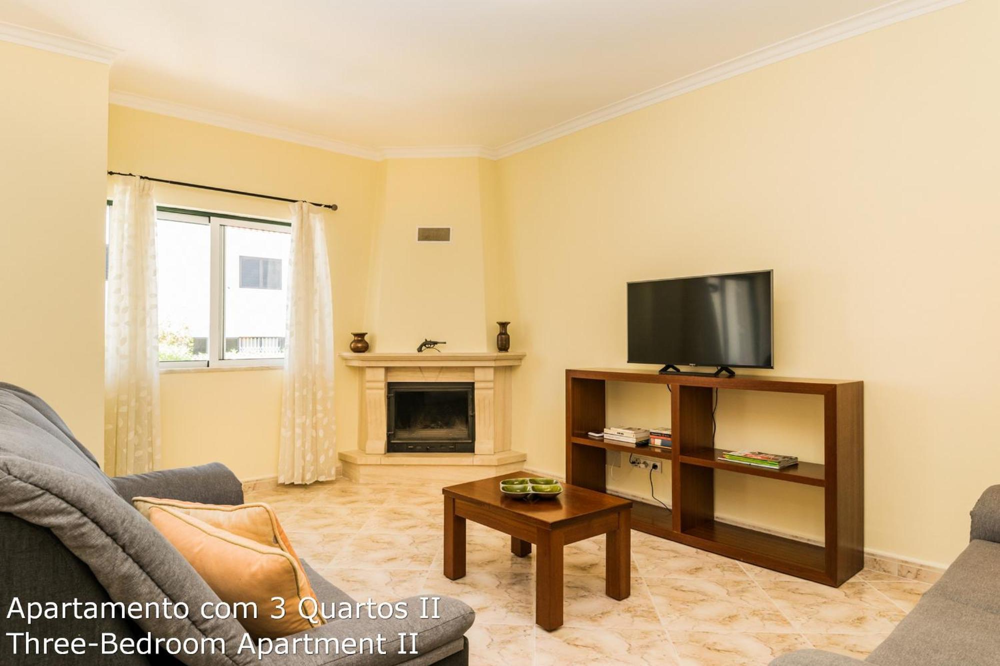 Akisol Albufeira Sunny Apartment ออยุส ดิ อากวา ภายนอก รูปภาพ