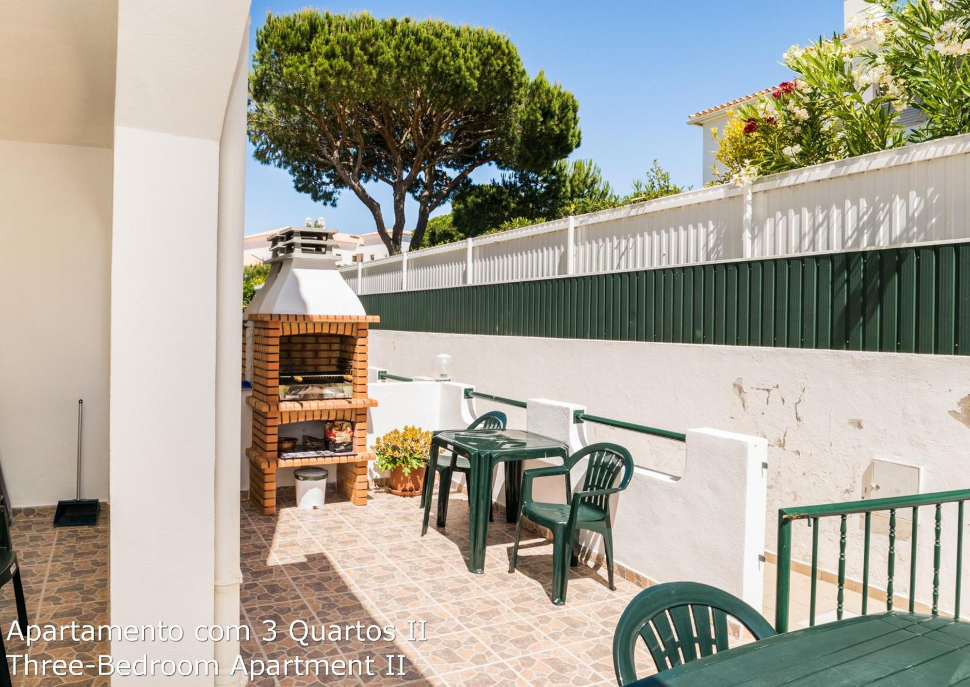 Akisol Albufeira Sunny Apartment ออยุส ดิ อากวา ภายนอก รูปภาพ