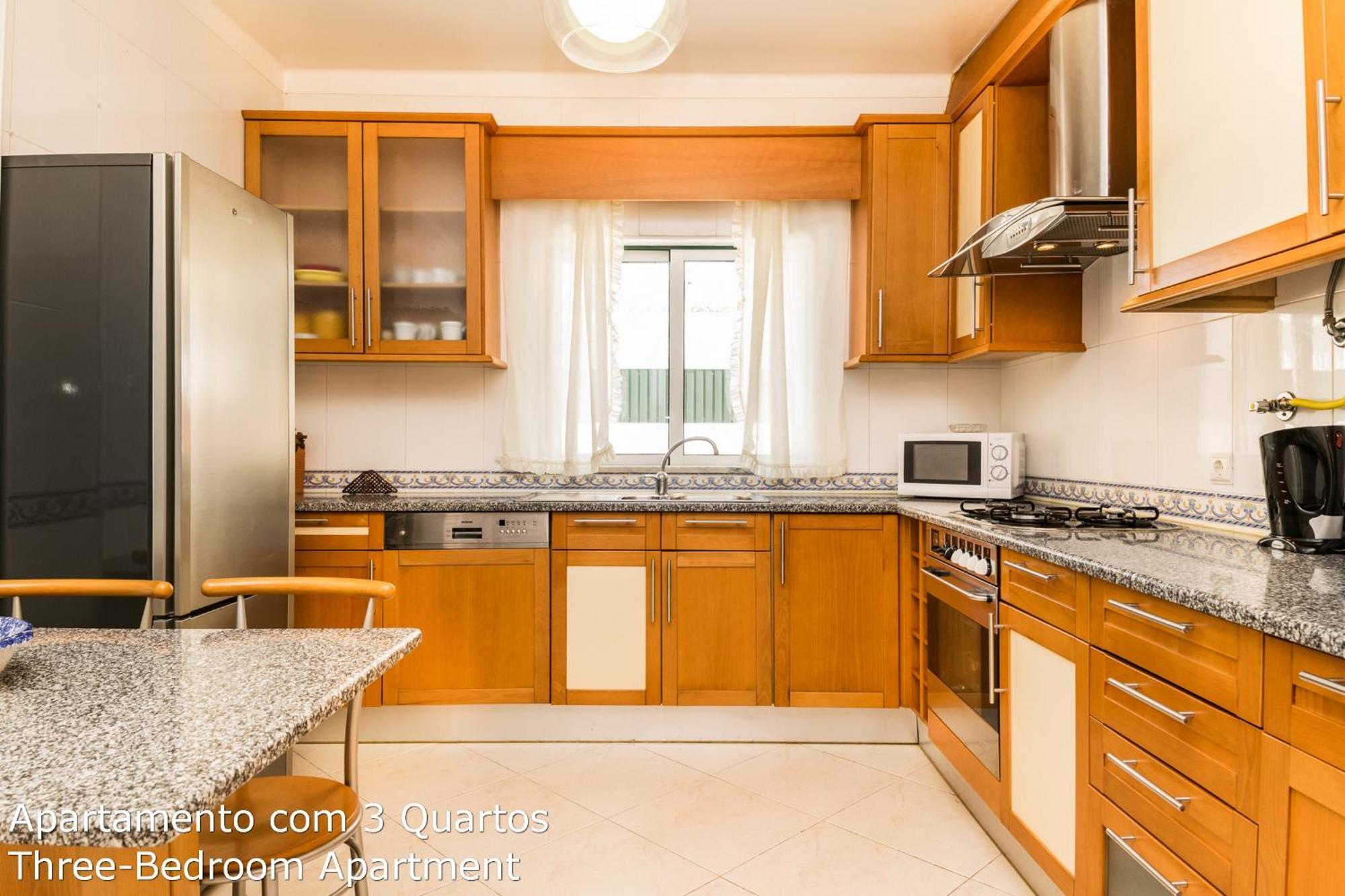 Akisol Albufeira Sunny Apartment ออยุส ดิ อากวา ภายนอก รูปภาพ