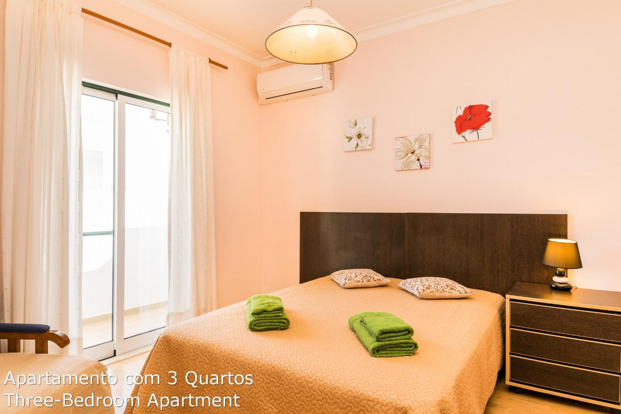 Akisol Albufeira Sunny Apartment ออยุส ดิ อากวา ภายนอก รูปภาพ